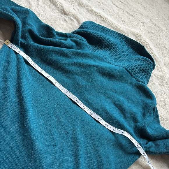 Calvin Klein Blue Collared Shirt FLAWED Size Medium - Picture 11 of 12